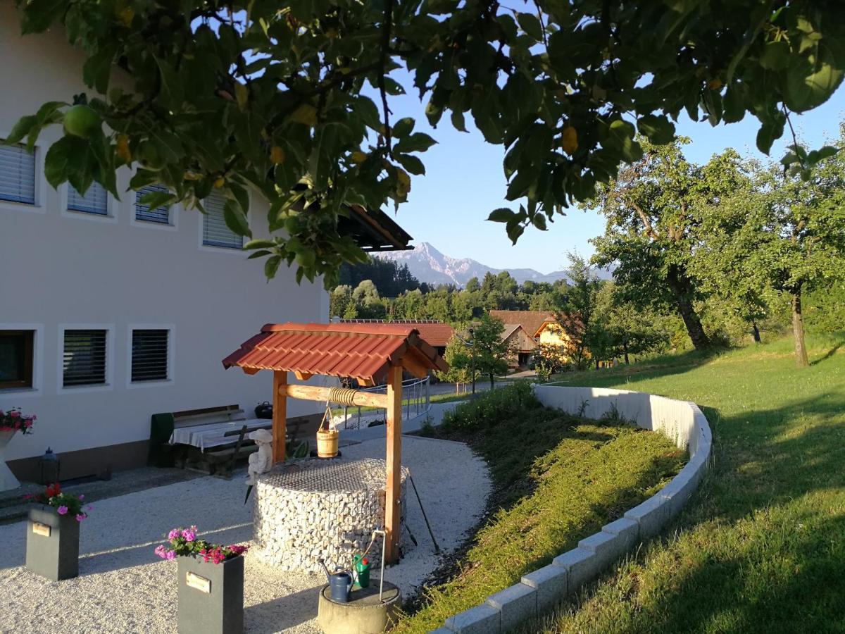 Ferienwohnungen Oranhof Фельден-ам-Вертерзе Екстер'єр фото